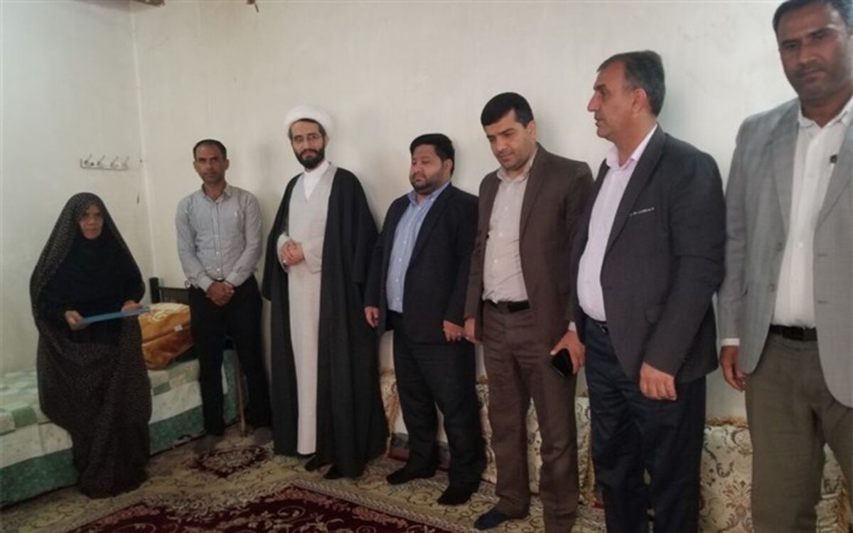 دیدار با خانواده  شهید شهرستان بستک به مناسبت آغاز دهه فجر