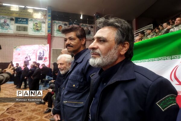جنگ شادی ویژه برنامه‌ دهه‌ فجر انقلاب اسلامی در مشهد
