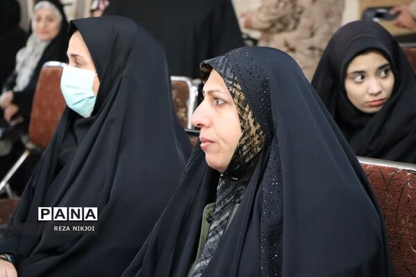 اردوی راهیان نور فرهنگیان ناحیه یک بهارستان