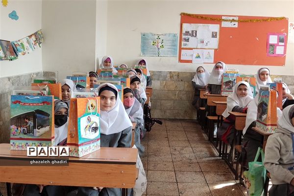 اجرای آخرین مرحله‌ طرح فرهنگ شهروندی اتوبوسرانی مشهد در دبستان شهیدان فاضل الحسینی