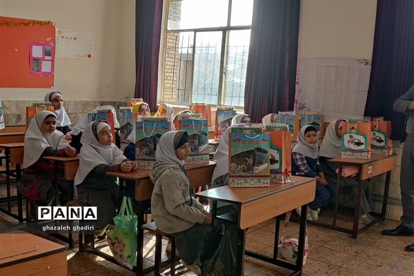 اجرای آخرین مرحله‌ طرح فرهنگ شهروندی اتوبوسرانی مشهد در دبستان شهیدان فاضل الحسینی