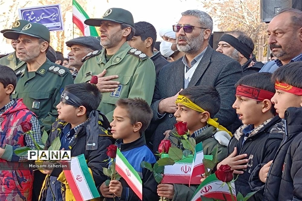 جشن سالروز ورود حضرت امام خمینی ره به میهن و گلبانگ انقلاب در کاشمر