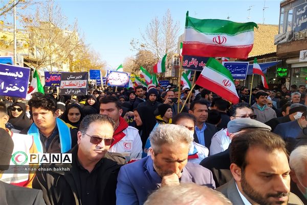 جشن سالروز ورود حضرت امام خمینی ره به میهن و گلبانگ انقلاب در کاشمر