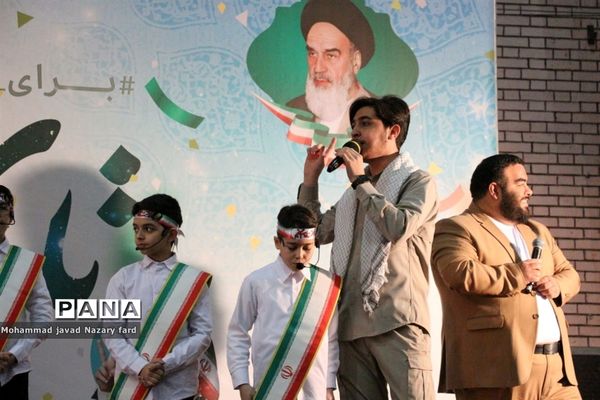 دهه هشتادی ها با انقلاب خود تجدید پیمان کردند