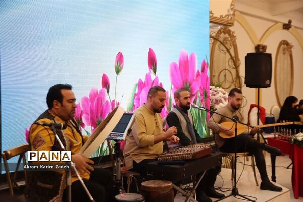 مراسم تجلیل و تکریم فرهنگیان بازنشسته آموزش و پرورش اسلامشهر