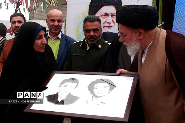 برگزاری مراسم پرشور گلبانگ انقلاب در بهارستان‌دو