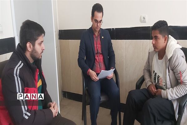 هم اندیشی مسئولان قرارگاه ۱۴صفر۲مدارس خلیل آباد با معاون پرورشی و تربیت بدنی