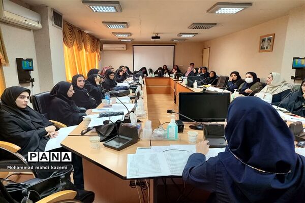 کارگاه آموزشی معلمان