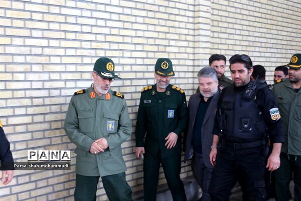 همایش نیمکت‌های سوخته