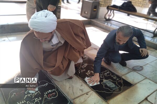 غبار رویی مزار شهدا و رژه موتوری  در شهرستان خلیل آباد 