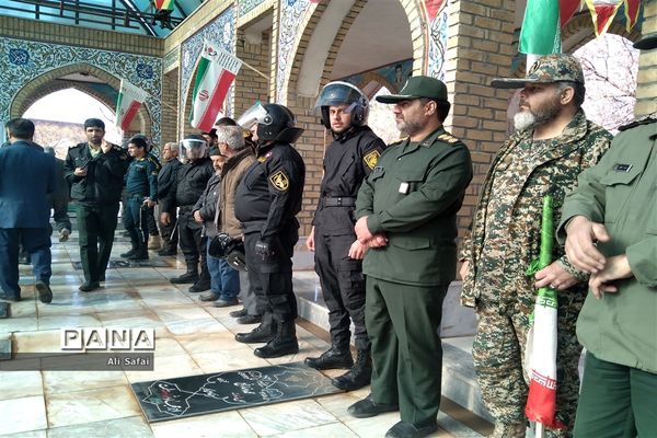 غبار رویی مزار شهدا و رژه موتوری  در شهرستان خلیل آباد 