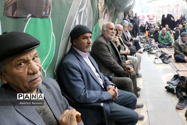 مراسمی در جوار مزار شهید گمنام بوستان شهدای آذر قم