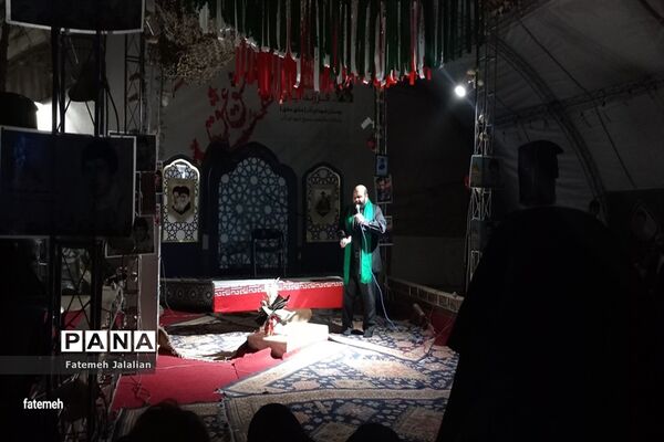 مراسمی در جوار مزار شهید گمنام بوستان شهدای آذر قم