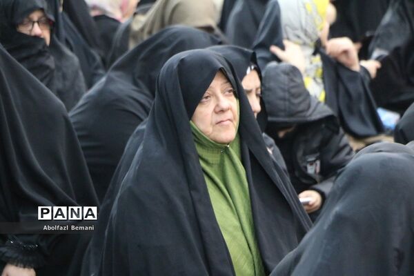مراسمی در جوار مزار شهید گمنام بوستان شهدای آذر قم