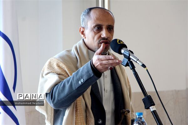 گرامیداشت بازگشت تاریخی امام خمینی(ره) به ایران در یزد
