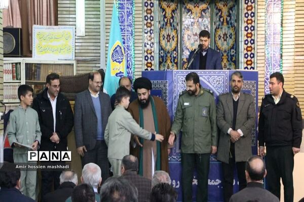 نماز جمعه رودهن با حضور مدیرکل آموزش و پرورش شهرستان‌های استان تهران