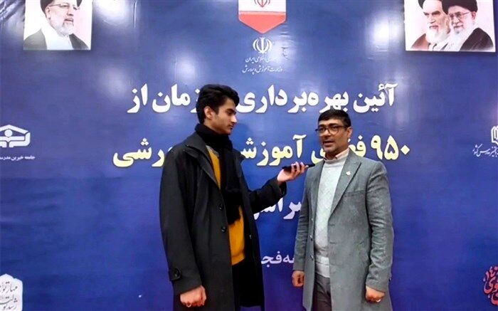 جامعه پویا به دختران هنرمند نیاز دارد