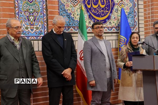 آیین بهره برداری همزمان ۹۵۰ فضای آموزشی و پرورشی در منطقه ۱۸ تهران