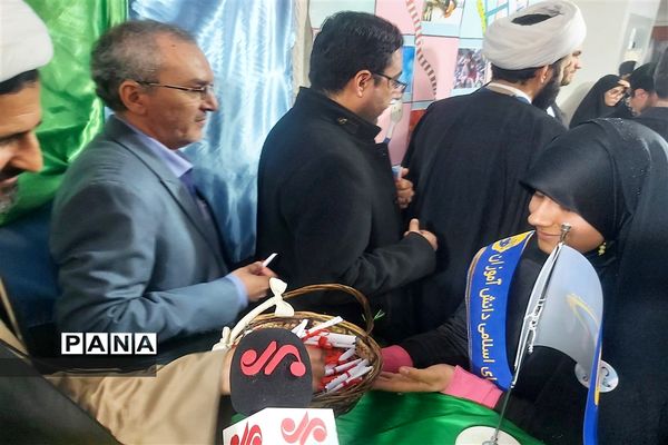 انقلاب اسلامی همچنان در مسیر فتح قله‌هاست