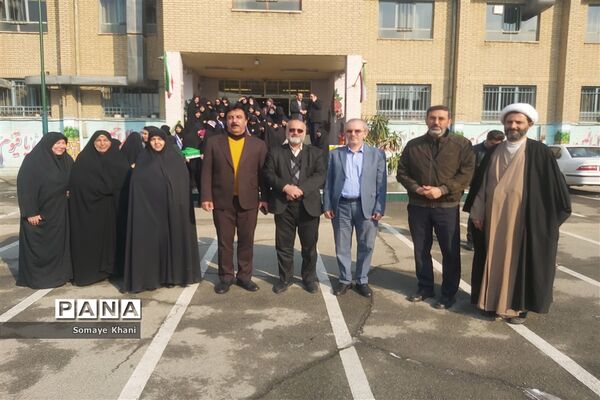 انقلاب اسلامی همچنان در مسیر فتح قله‌هاست