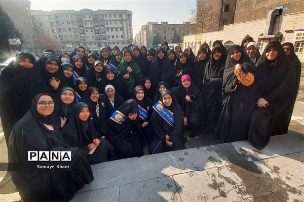 انقلاب اسلامی همچنان در مسیر فتح قله‌هاست