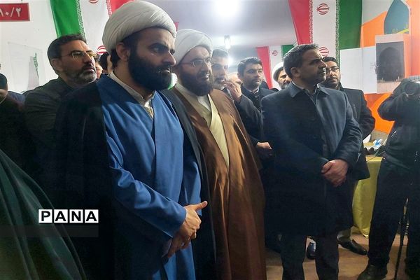 انقلاب اسلامی همچنان در مسیر فتح قله‌هاست