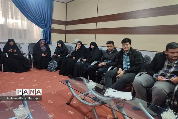 دیدار اعضای شورا، بسیج دانش‌آموزی و خبرنگاران پانا با امام جمعه صفادشت