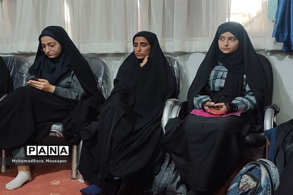 دیدار اعضای شورا، بسیج دانش‌آموزی و خبرنگاران پانا با امام جمعه صفادشت