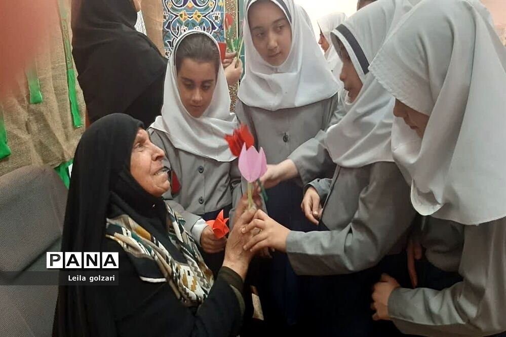 یادواره شهدای دبستان حضرت آیت‌الله خامنه‌ای اسلامشهر