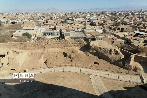 تجربه سفر خاطره انگیز و دوستانه در دل یک شهر تاریخی