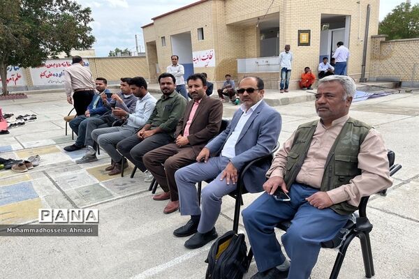 تماشاخانه سیار و ایجاد شور و نشاط در دانش‌آموزان