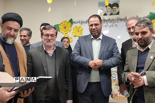 حضور وزیر آموزش و پرورش و مسئولین استانی در افتتاحیه مدارس نوساز شهریار