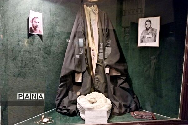 اردوی دانش‌آموزان دبیرستان امامت پاکدشت به موزه عبرت