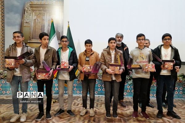 تقدیر از رتبه‌های برترآموزشگاه علامه طباطبایی در ناحیه 2 شهرری