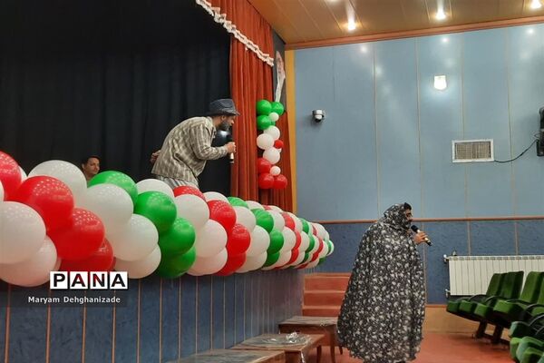 برگزاری جنگ شاد انقلاب در دهه فجر در مهریز