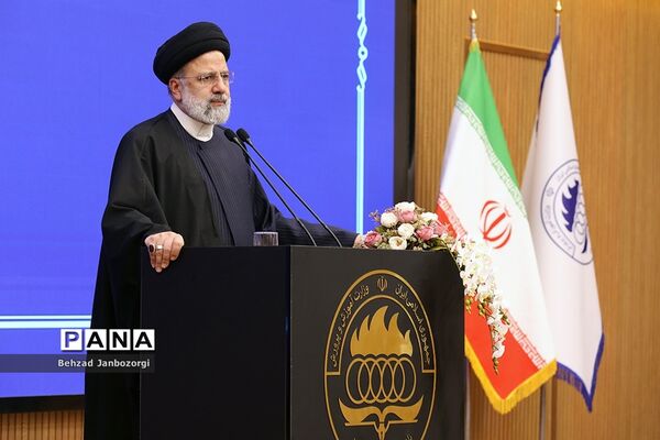 مراسم تجلیل از مدال‌آوران المپیادهای علمی جهانی و احیای باشگاه دانش‌پژوهان جهان
