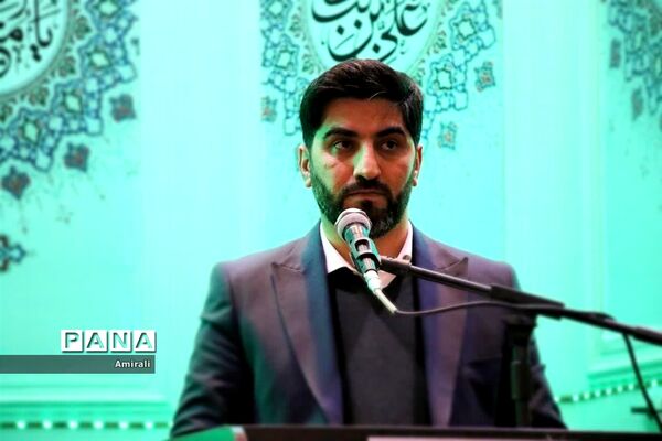 برگزاری میزخدمت به‌مناسبت دهه فجر در قرچک