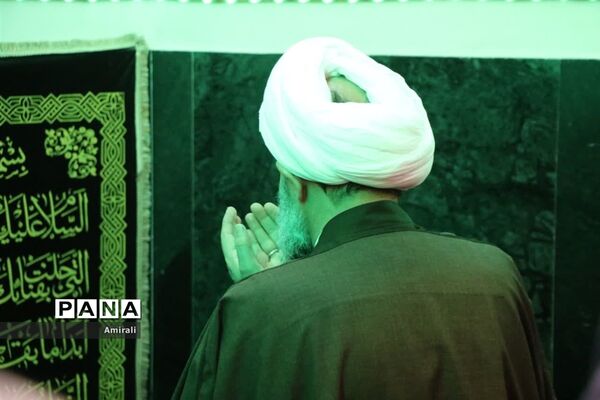 برگزاری میزخدمت به‌مناسبت دهه فجر در قرچک