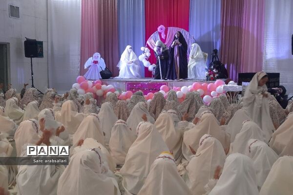 جشن عبادت و بندگی دانش‌آموزان دختر شهرستان پیشوا
