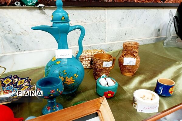 بازارچه کسب و کار دانش‌آموزی در قوچان