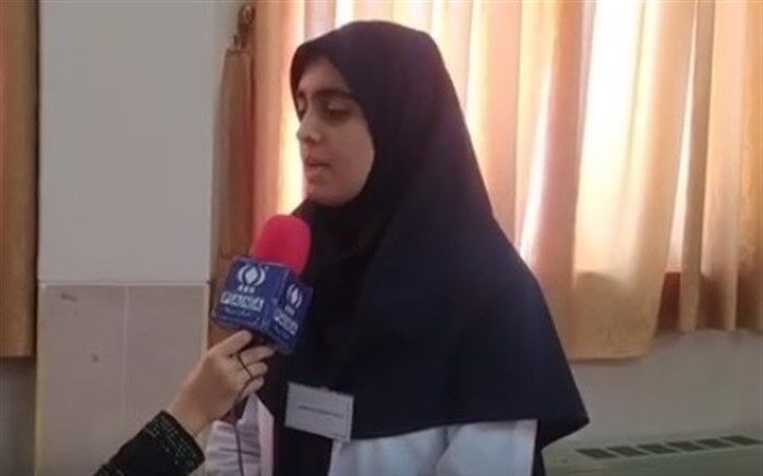 برپایی بازارچه کار و فناوری هنرجویان هنرستان کارآفرین  کوپایی شهرضا/ فیلم