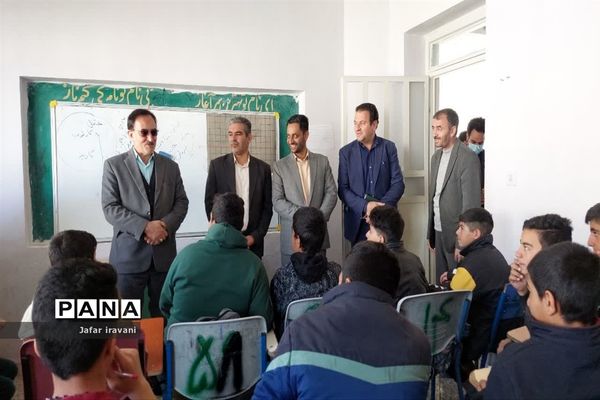 حضور مدیرکل آموزش و پرورش در شهرستان مروست
