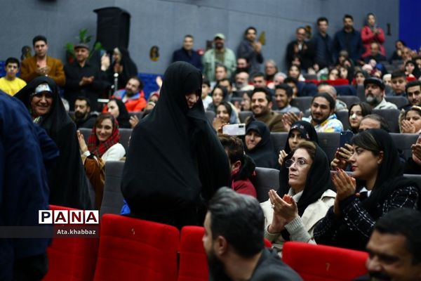 آپاراتچی، فاتح فجر در تبریز