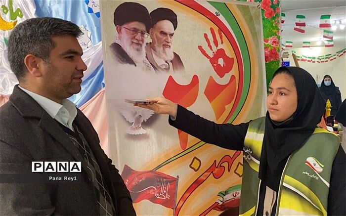 مانور یاوران انقلاب فرصتی برای رشد مهارت‌های دانش‌آموزان است