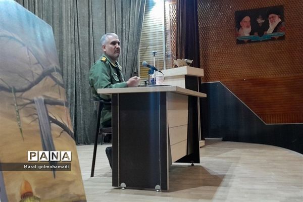 دومین جشن تکلیف سیاسی برای رای اولی ها در ورامین