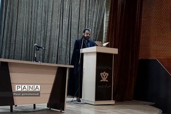 دومین جشن تکلیف سیاسی برای رای اولی ها در ورامین