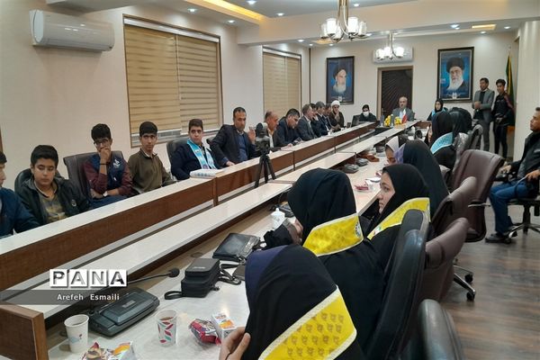 جلسه توجیهی قرارگاه‌های دانش‌آموزی خواف