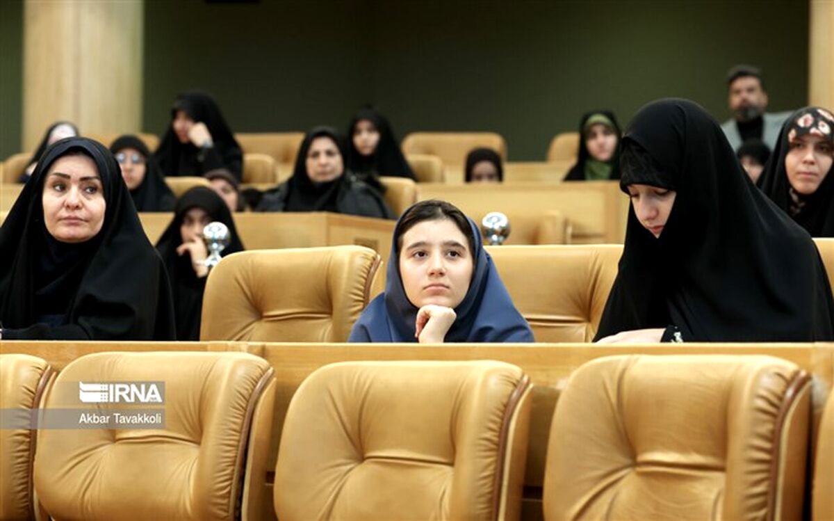ما راویان صادق پیشرفت ایران و قهرمان امید این آب و خاک هستیم