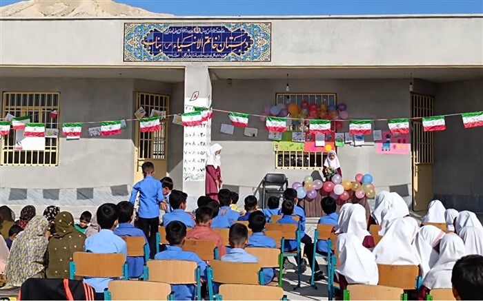 جشن انقلاب در روستای بناب برگزار شد/ فیلم