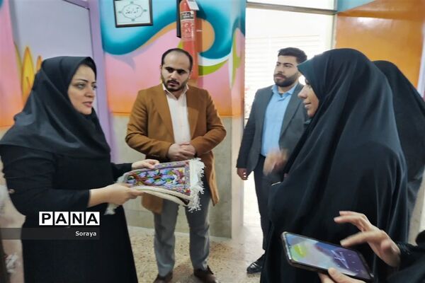مراسم دهه فجر در آموزشگاه ارشاد جوادآباد
